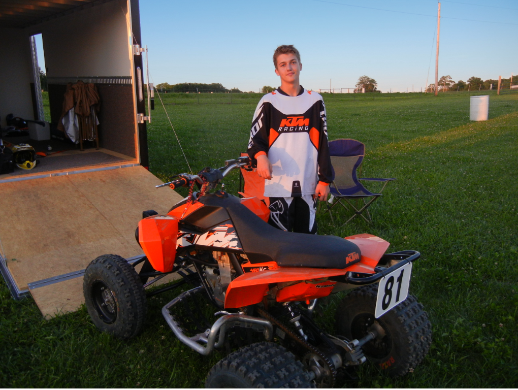 14831